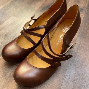 Jeffrey Campbell Triple 2 size 9 brown Mary Jane